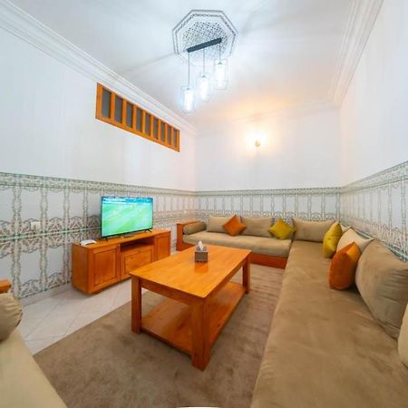 אסאוירה Abdessamad Appartement 2 מראה חיצוני תמונה