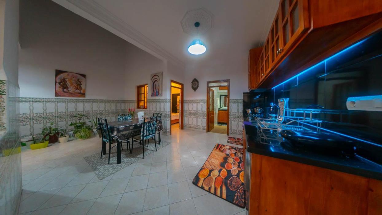 אסאוירה Abdessamad Appartement 2 מראה חיצוני תמונה