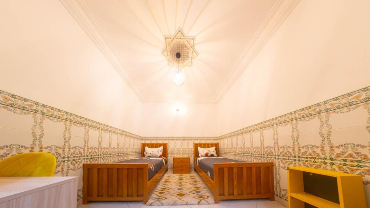 אסאוירה Abdessamad Appartement 2 מראה חיצוני תמונה